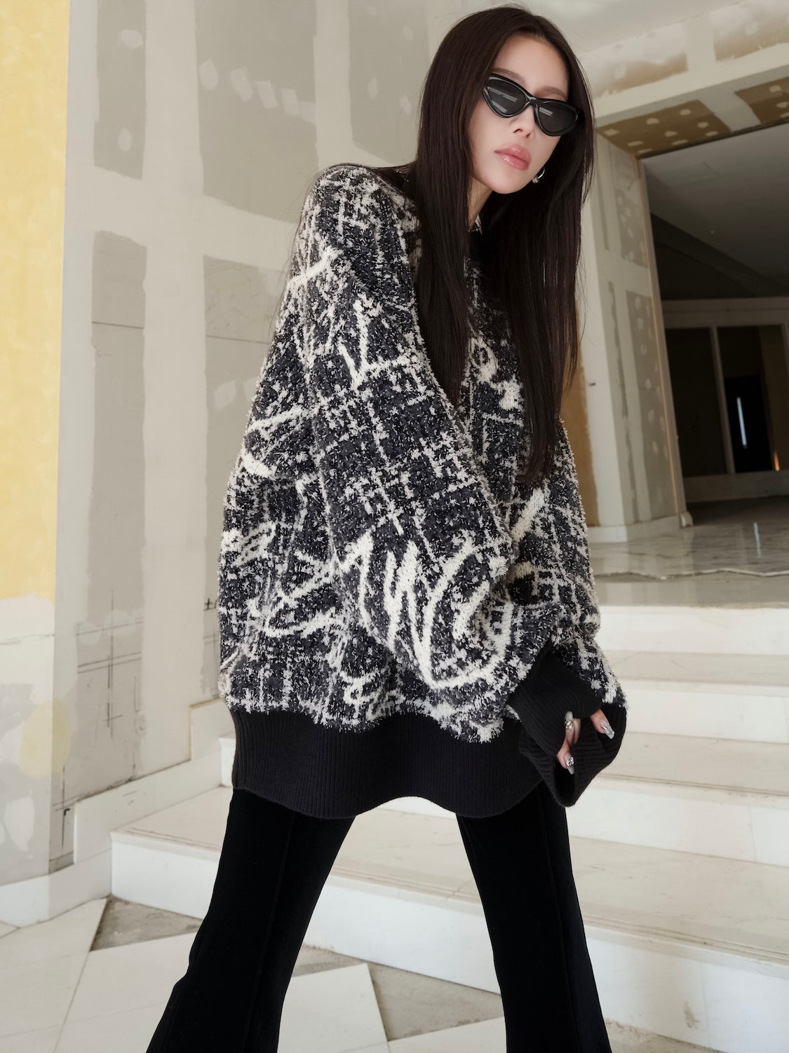 ツイードライク グラフィティ KNIT プルオーバー