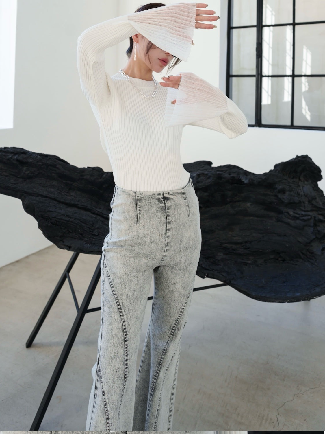 Multi-seam Stretch Flared Denim