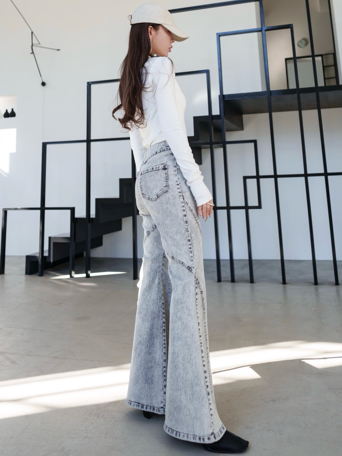 Multi-seam Stretch Flared Denim