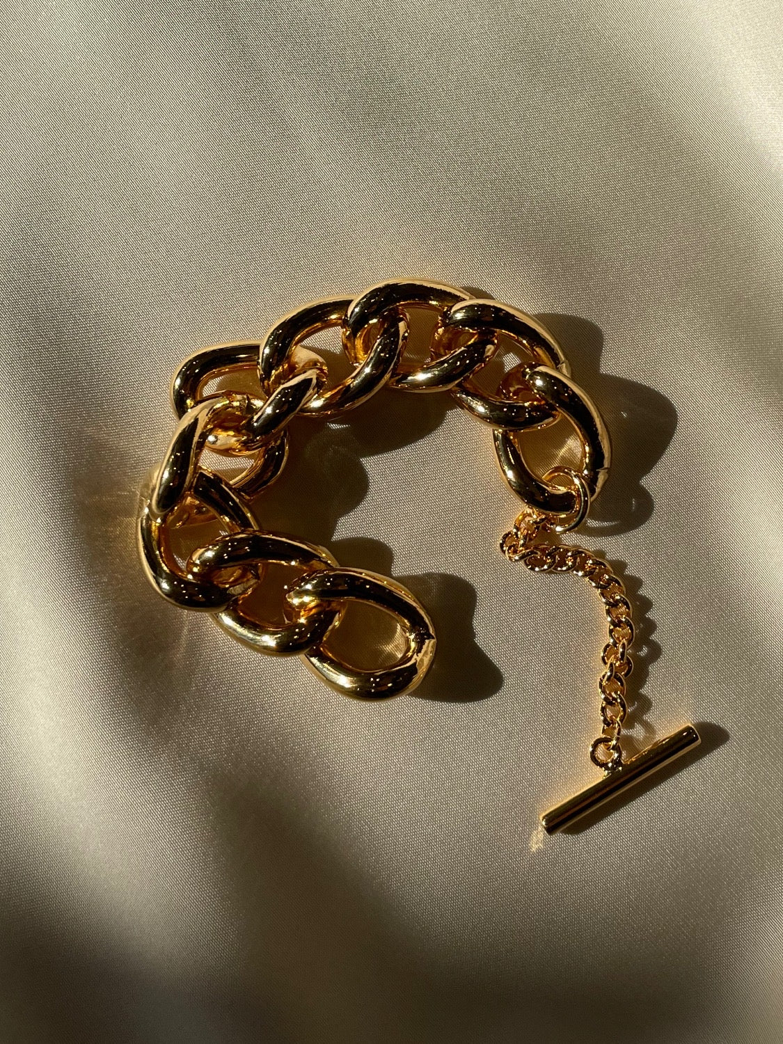 Volume マンテル ブレスレット