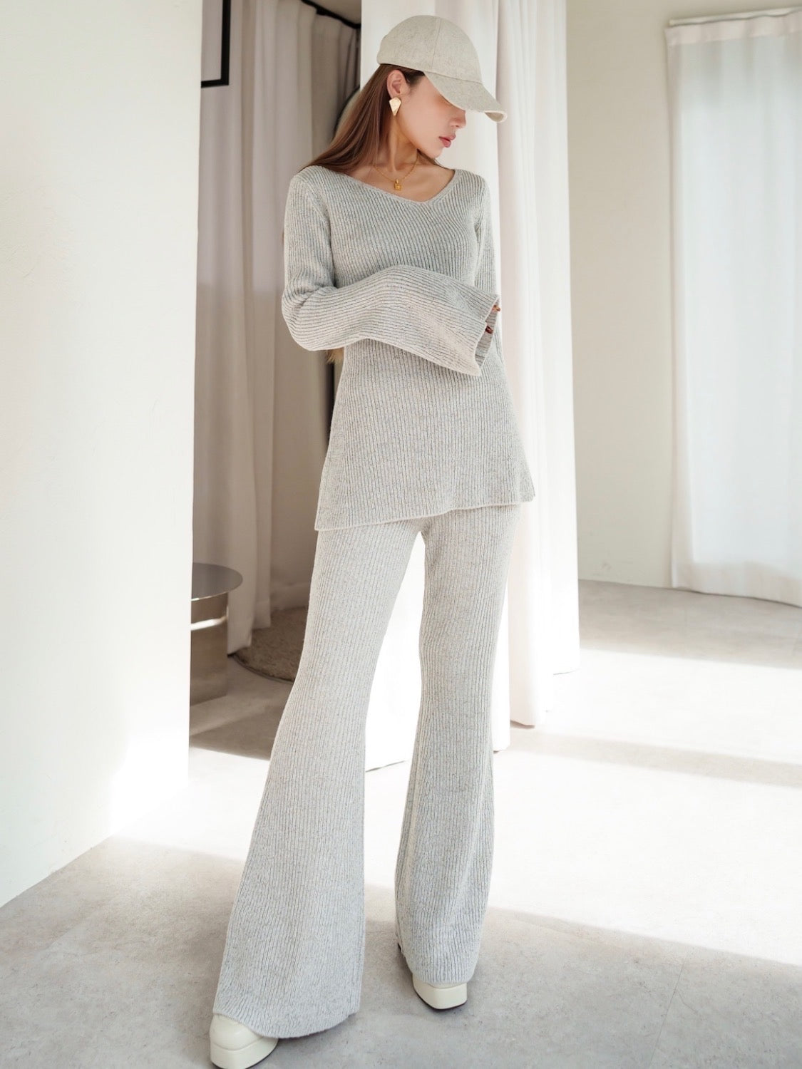 Design Neck Knit Set Up