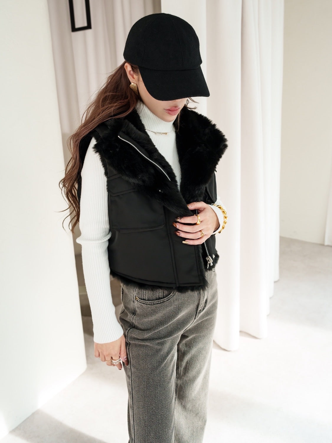 Slit Turtle Knit Top