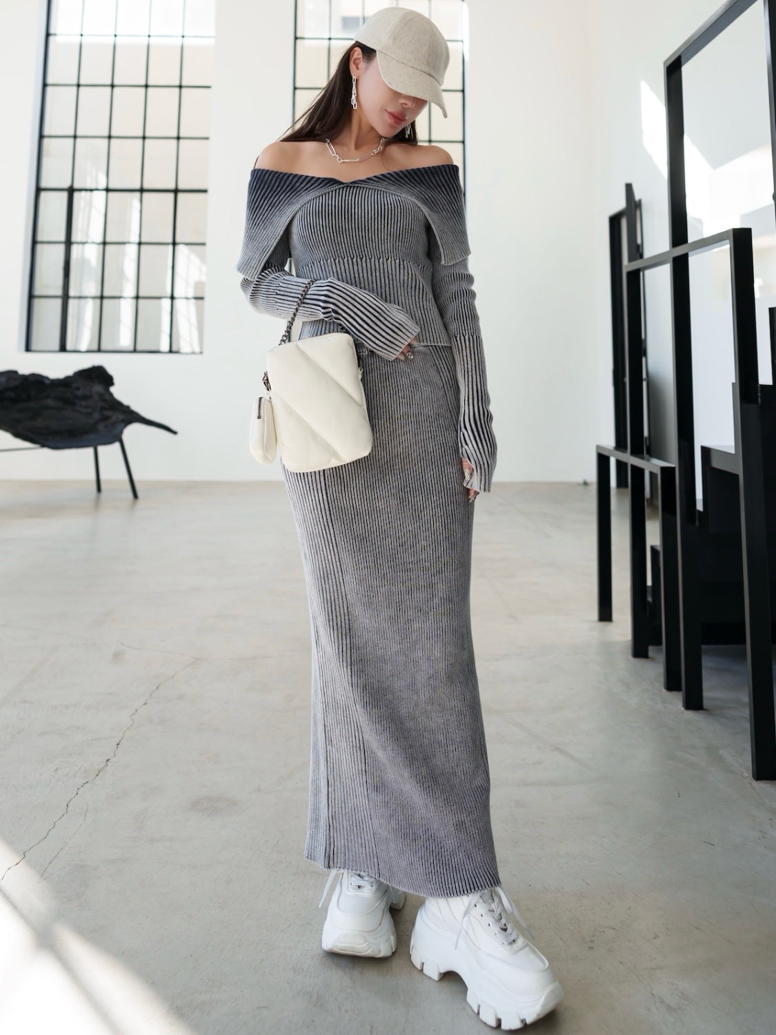 OFF-SHOULDER PIGMENT RIB KNIT SET