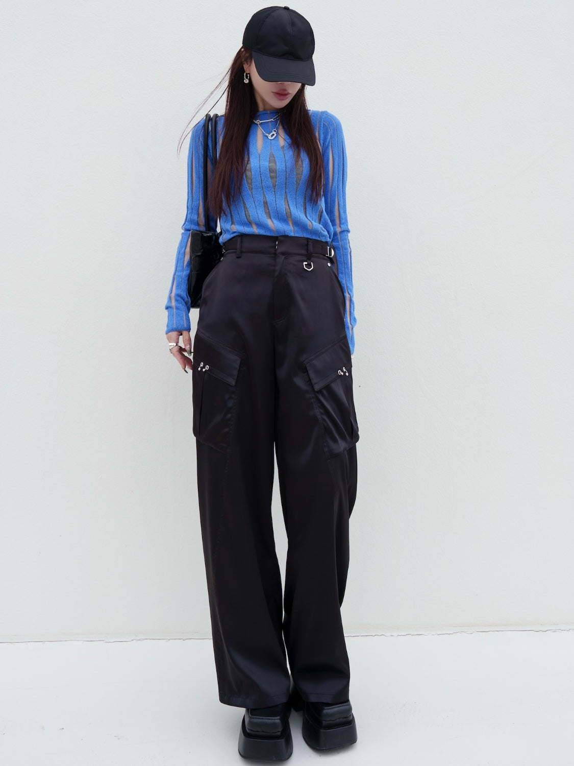 NUANCE ウェーブ シアーKNIT トップス