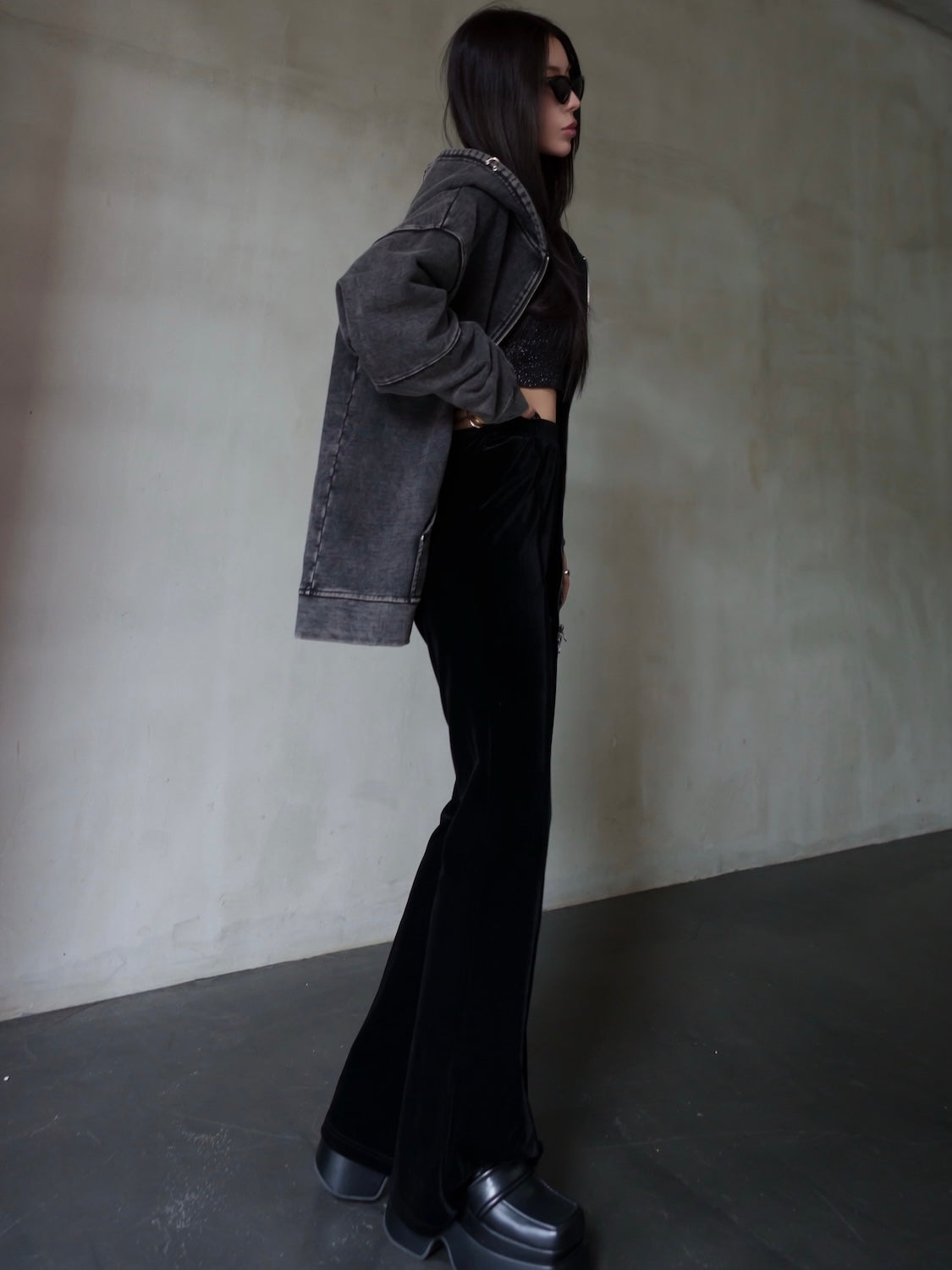 Relax フレア ベロアパンツ