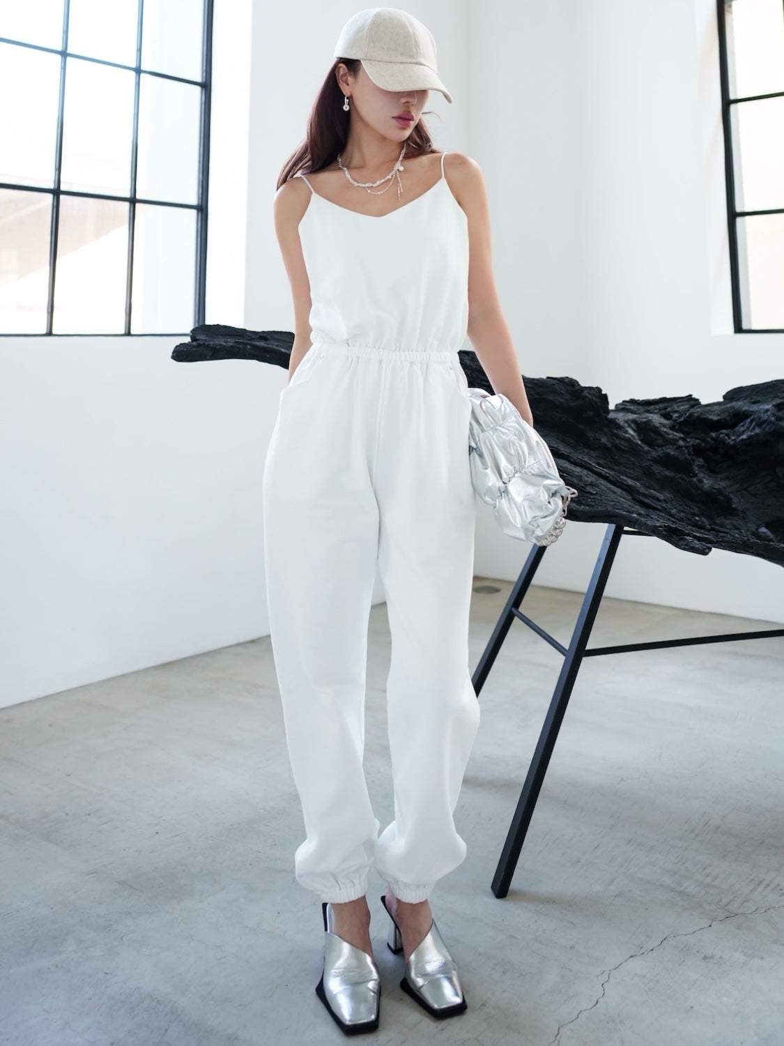 MODEL:159cm<br>COLOR:ホワイト