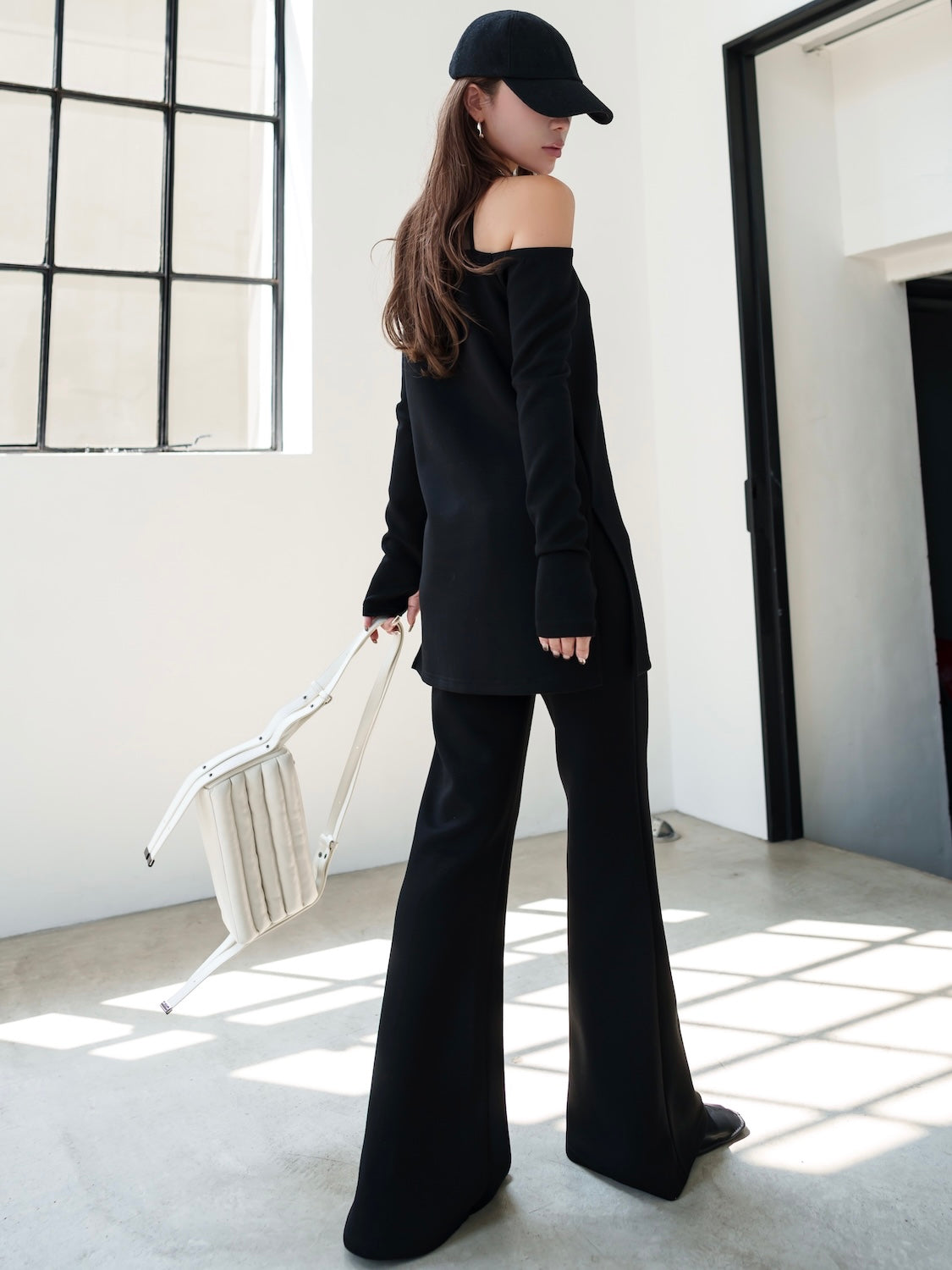 MODEL:159cm<br>COLOR:クリーム