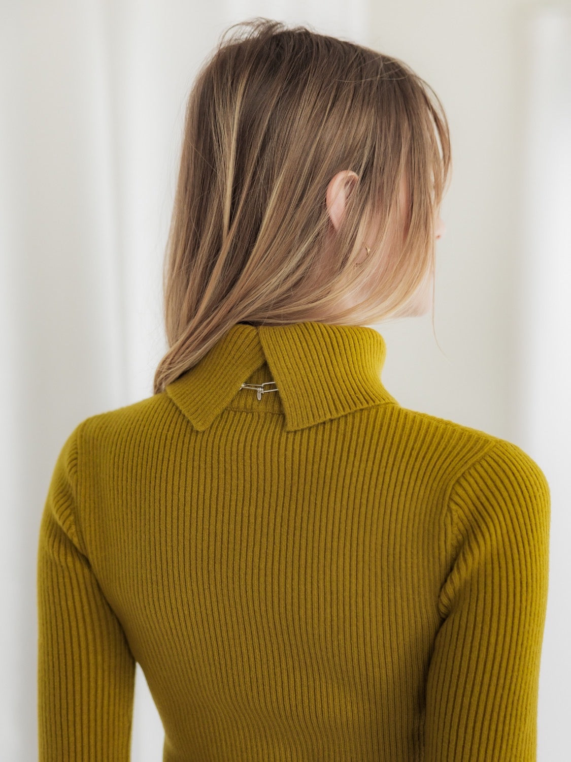 Slit Turtle Knit Top