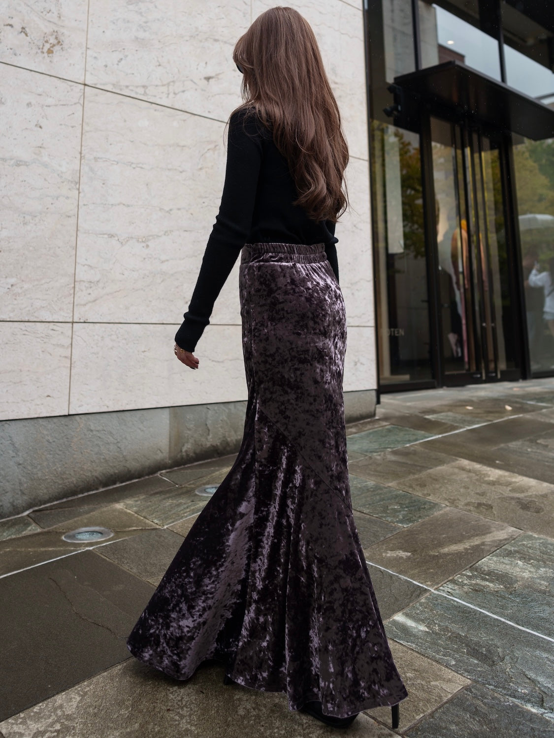 Asymmetrical Long-sleeve Knit