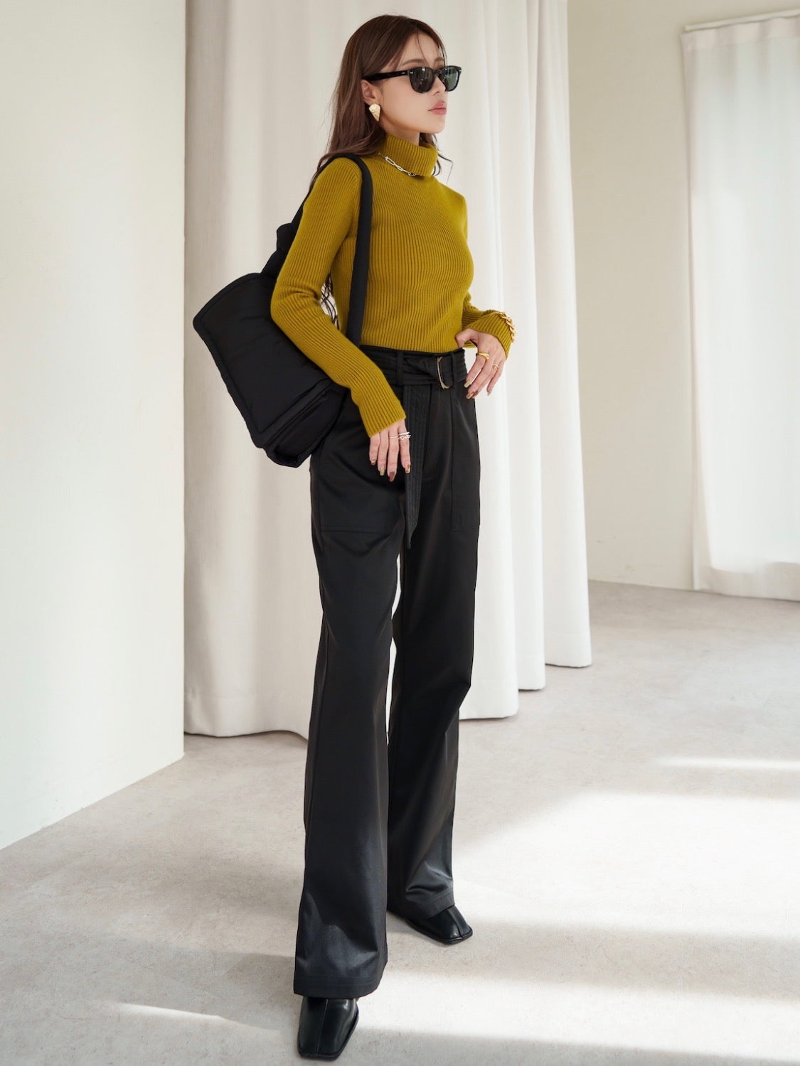 MODEL:159cm<br>COLOR:マスタード