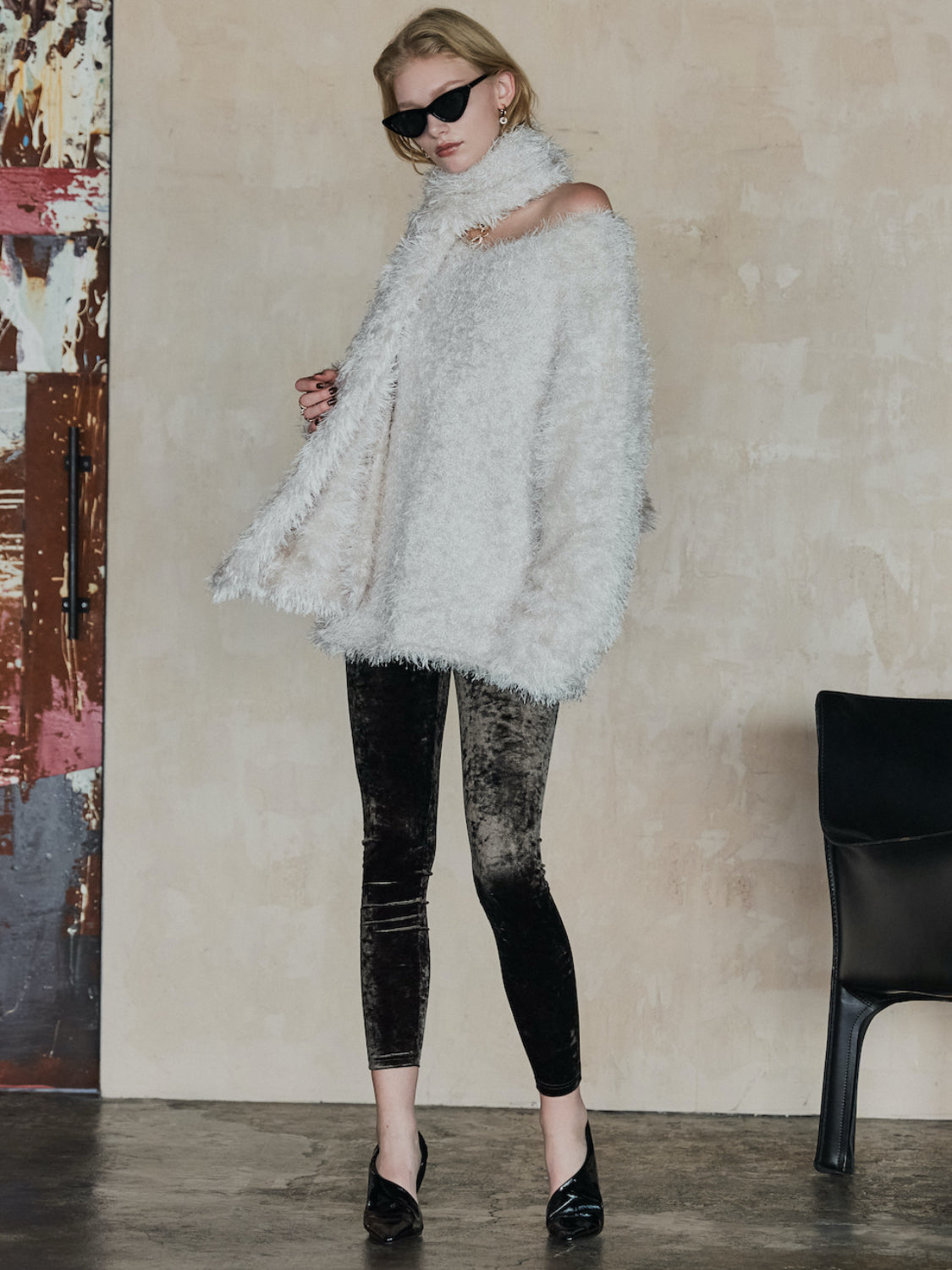 Vネック シャギーKNIT&マフラー Set