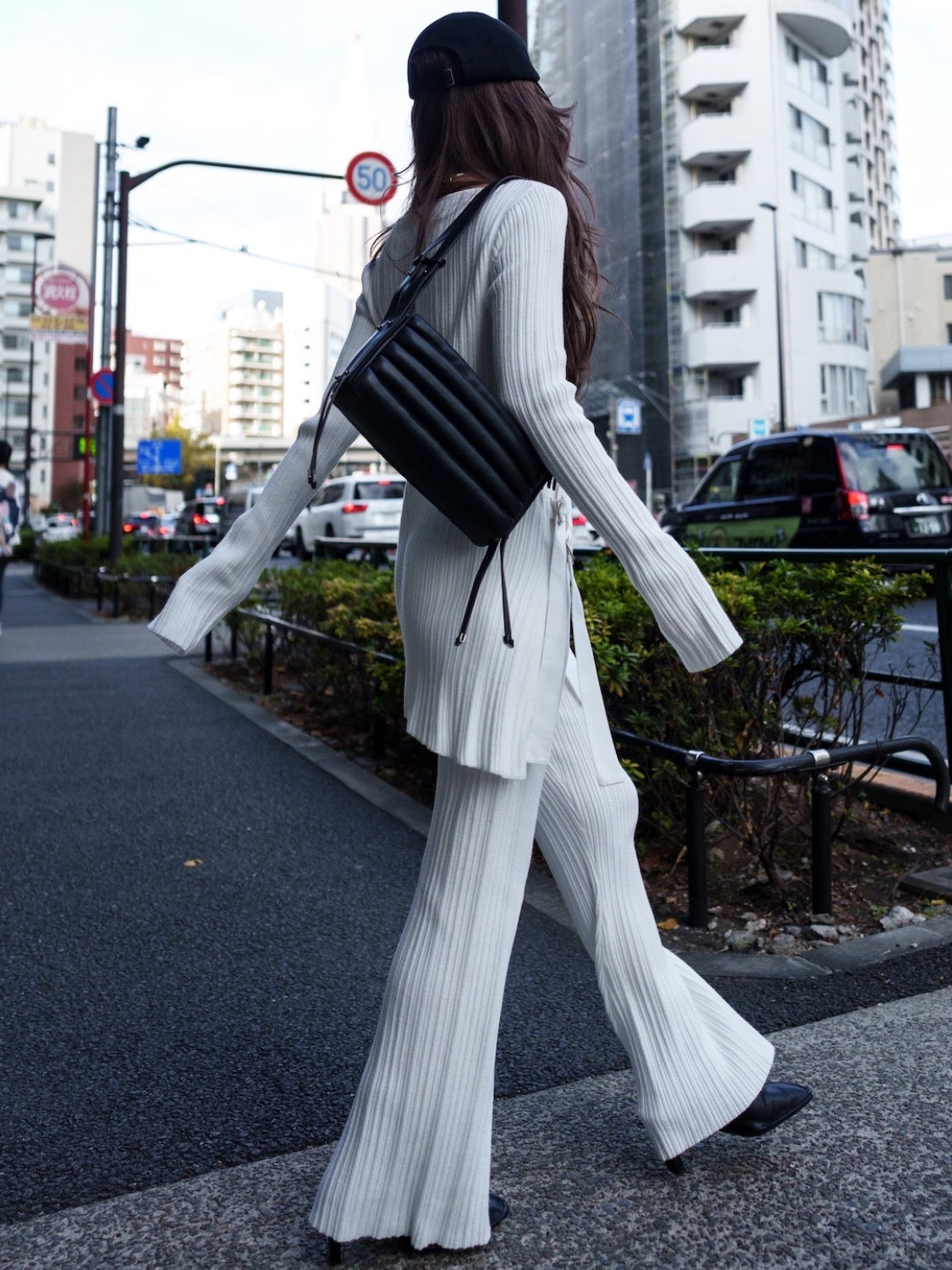 MODEL:159cm<br>COLOR:ホワイト