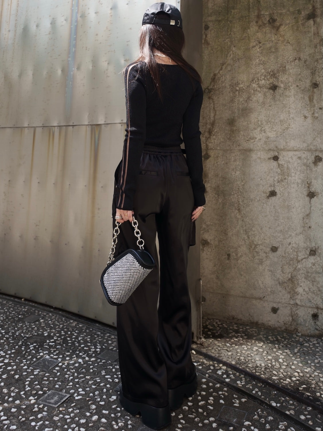 ピアスポケット Satin カーゴパンツ