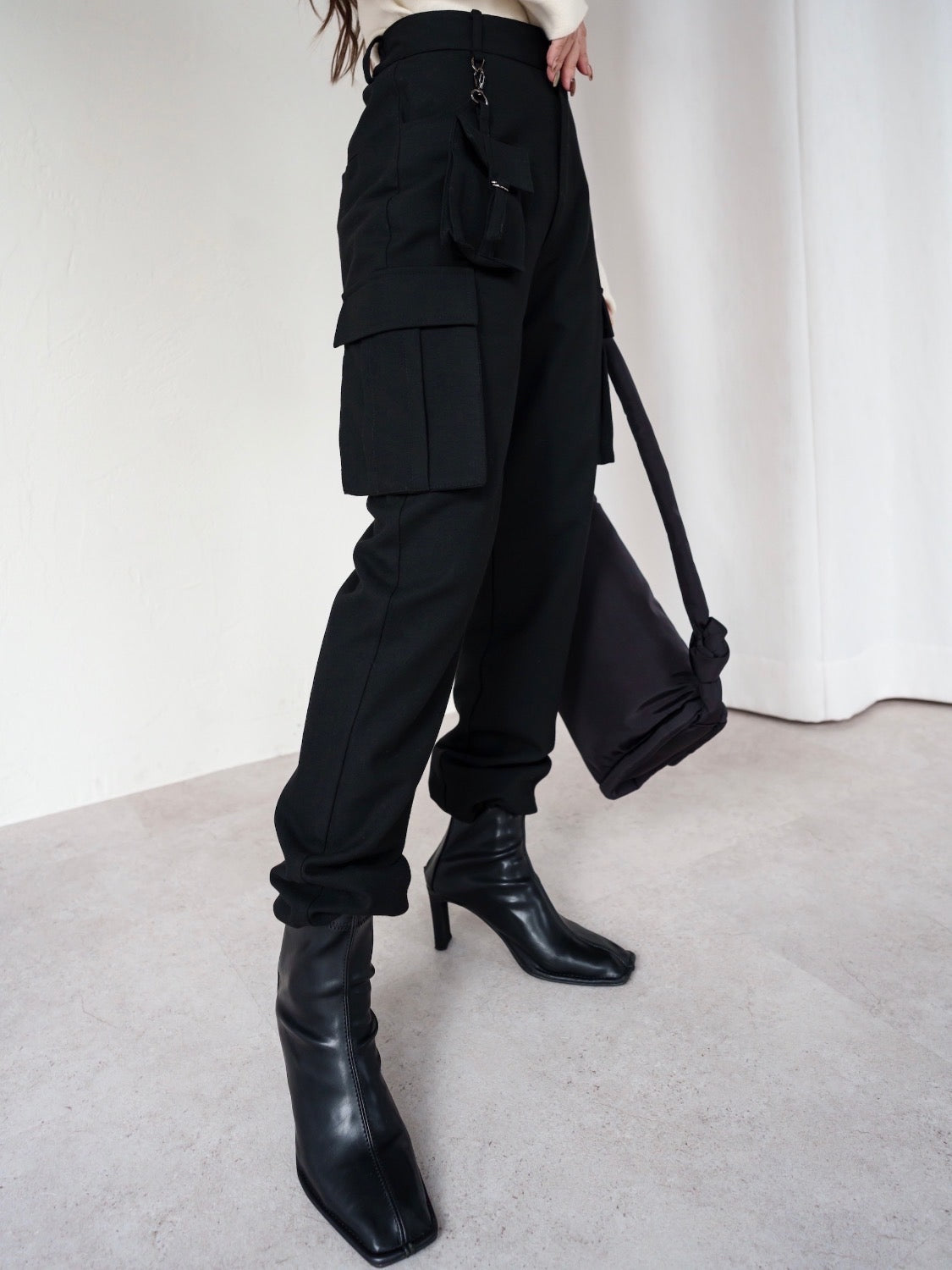 MODEL:159cm<br>COLOR:ブラック