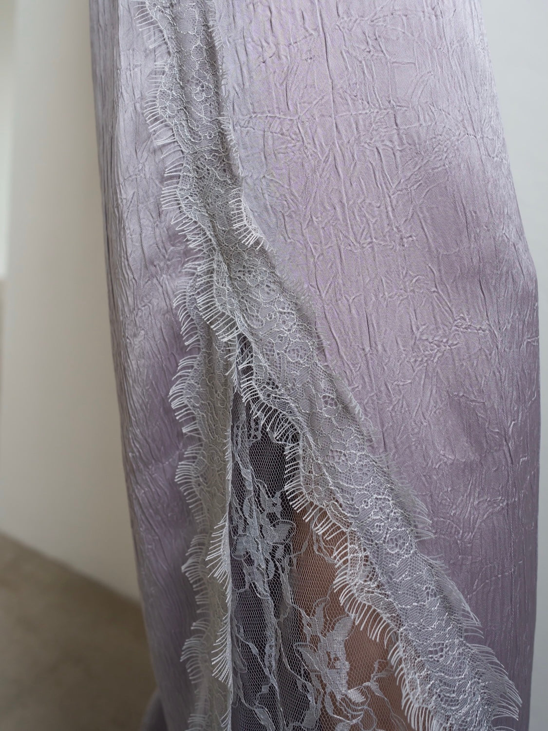 Switch レース サテン ワイドパンツ