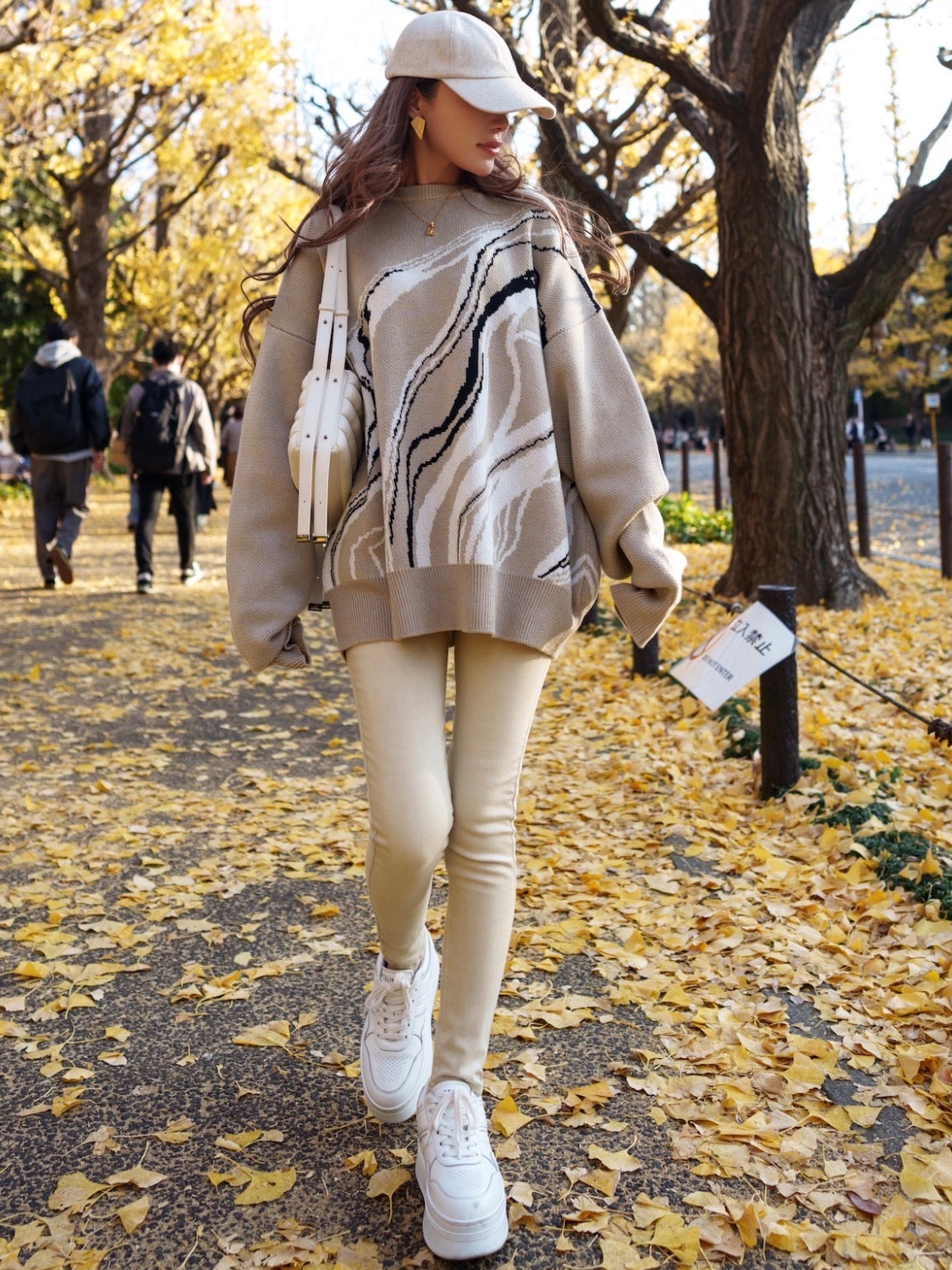 Marble Long-sleeve Pullover