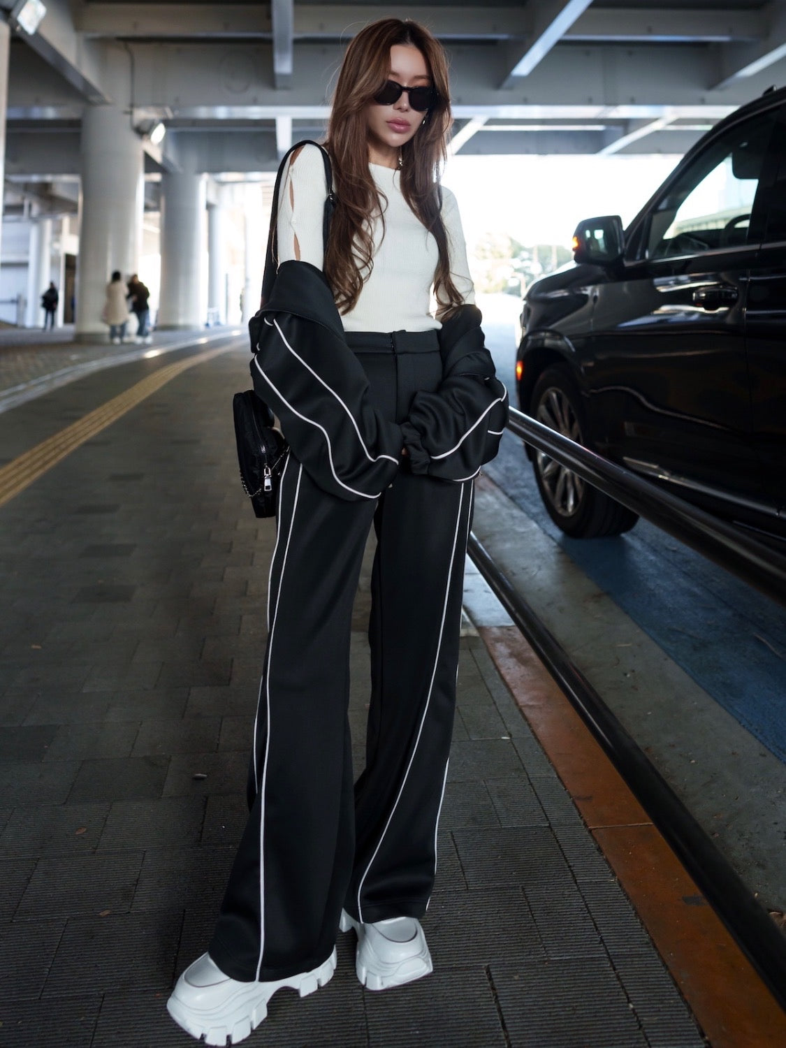 MODEL:159cm<br>COLOR:ホワイト