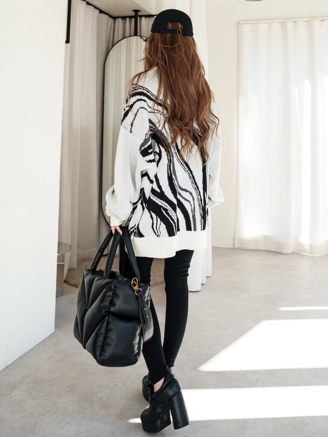 Marble Long-sleeve Pullover