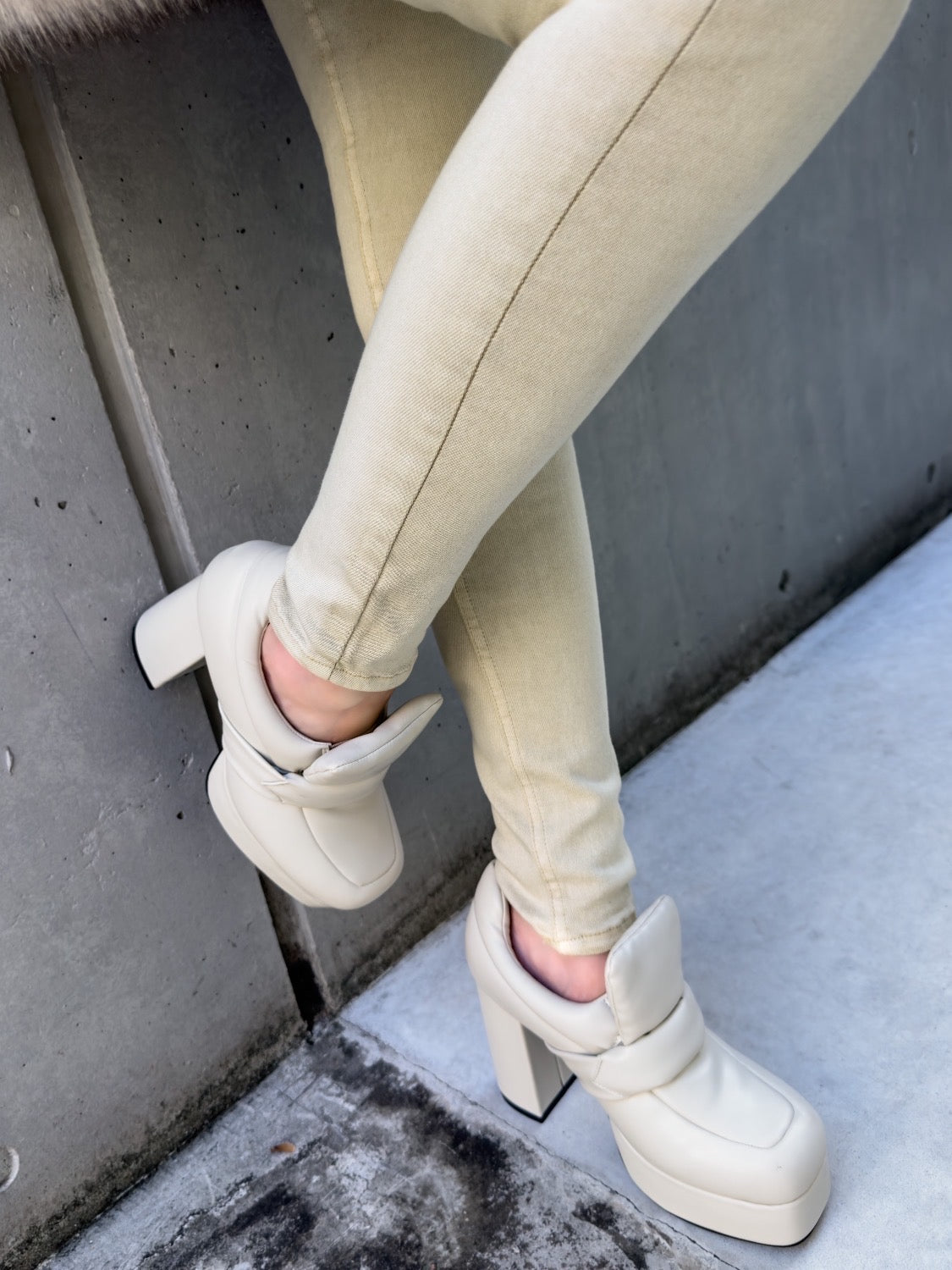 Padded High-heel Loafers