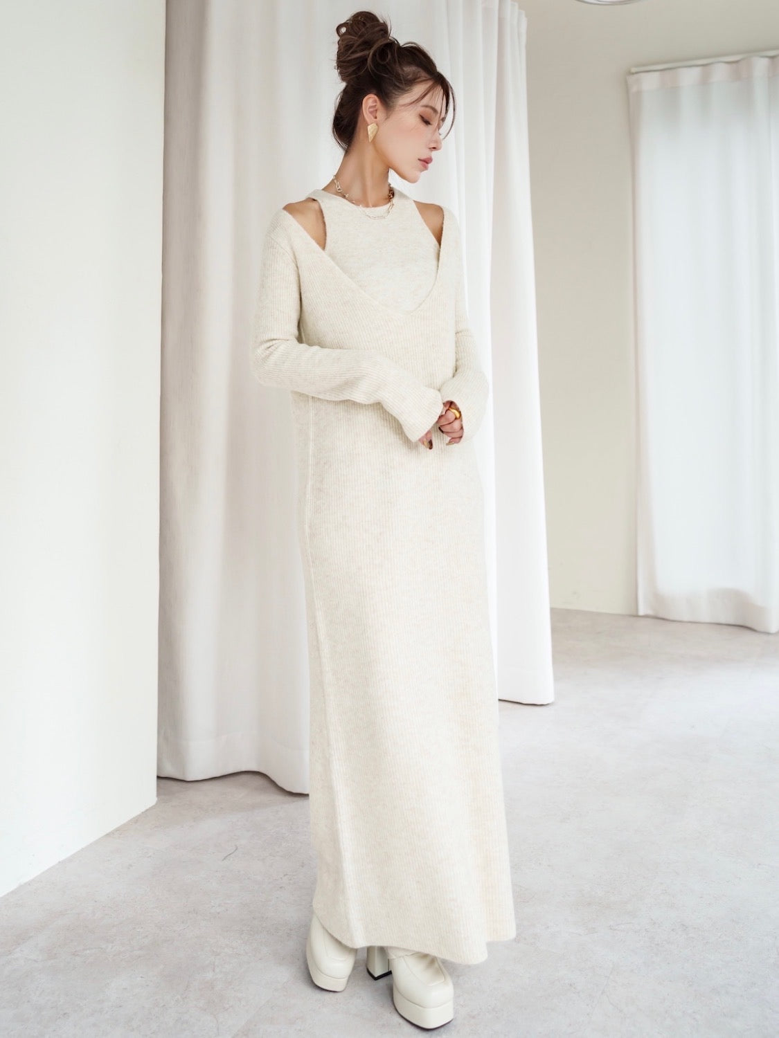 MODEL:159cm<br>COLOR:オートミール