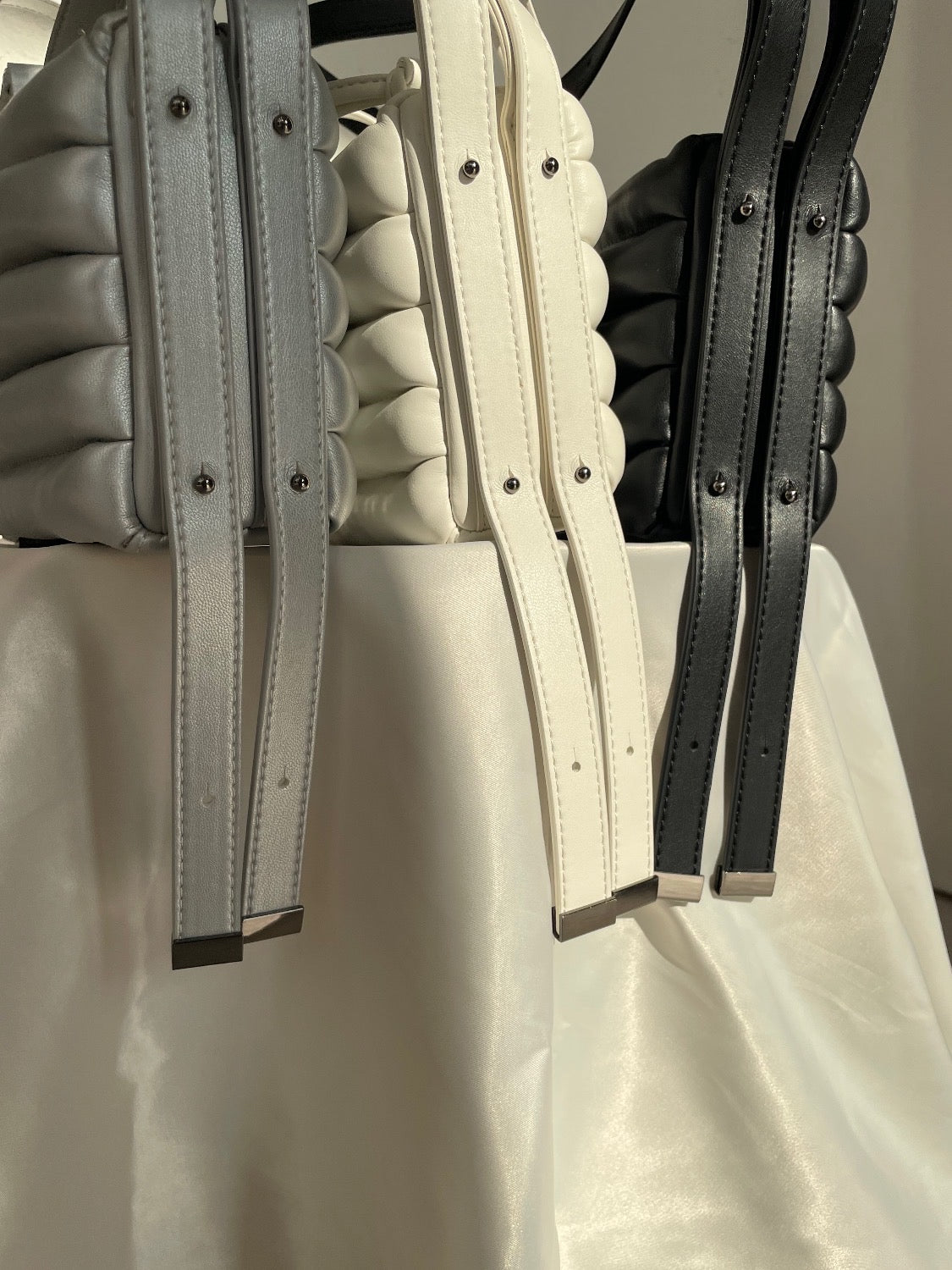 Quilted leather shoulder bag