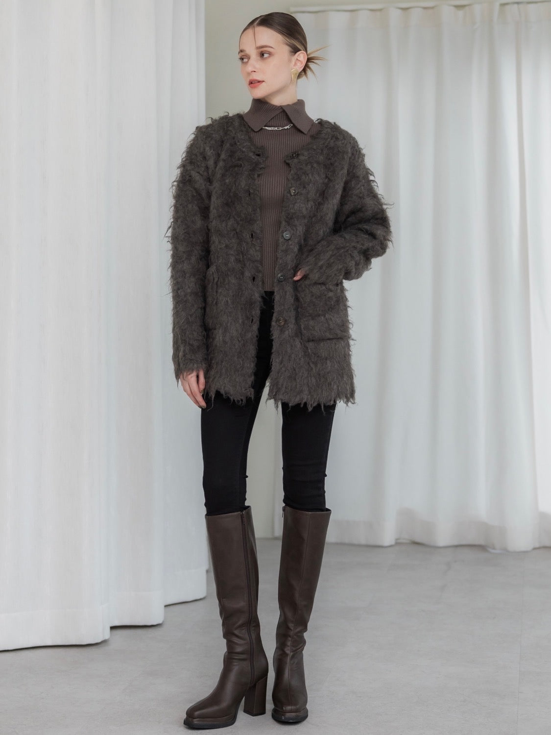 Slit Turtle Knit Top