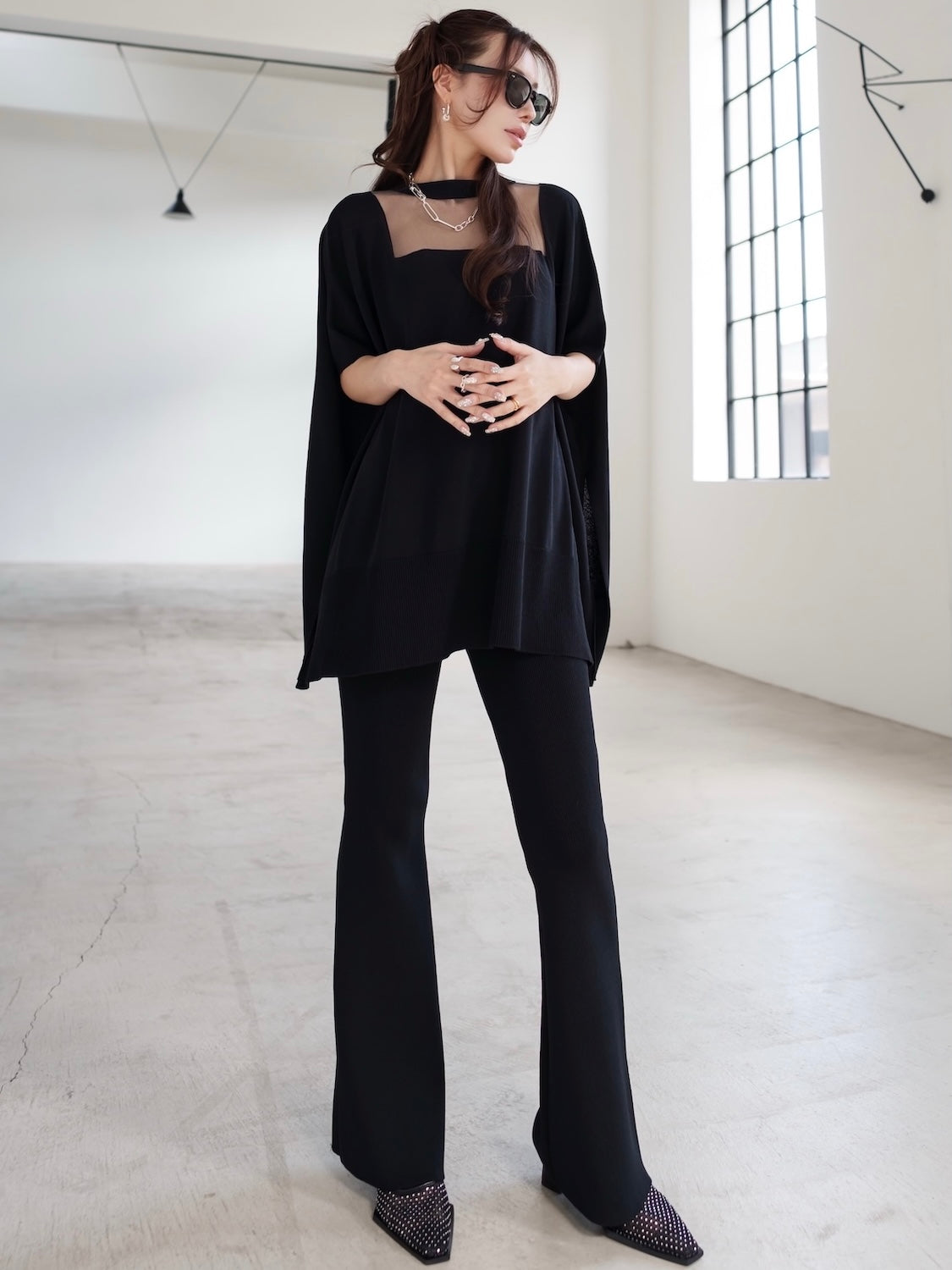 Poncho-like decollete sheer knit set