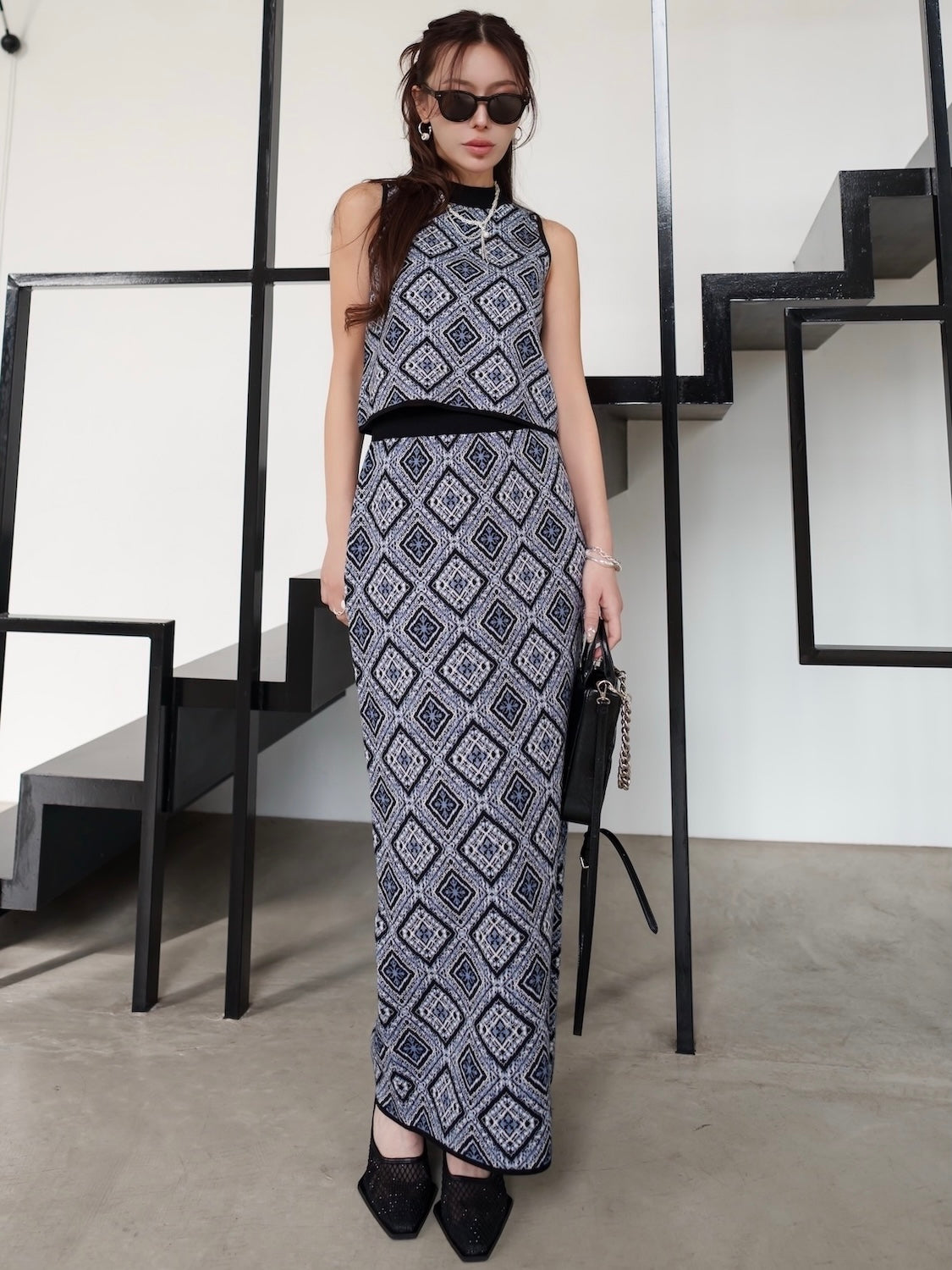 Tile jacquard knit set up