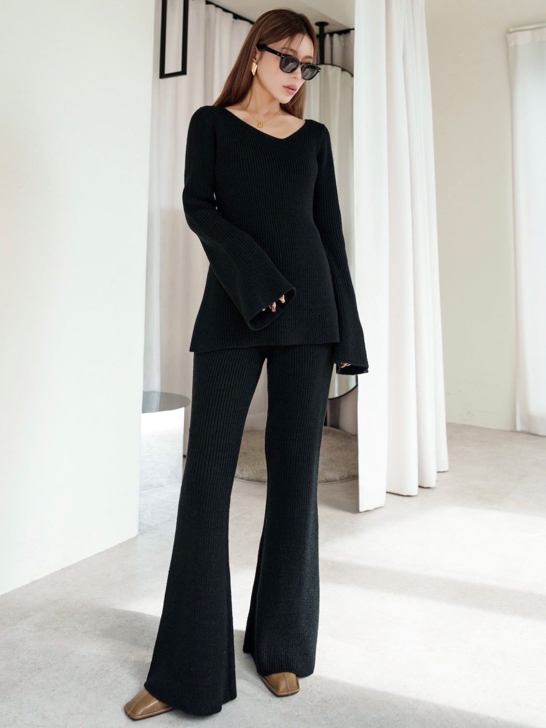 Design Neck Knit Set Up