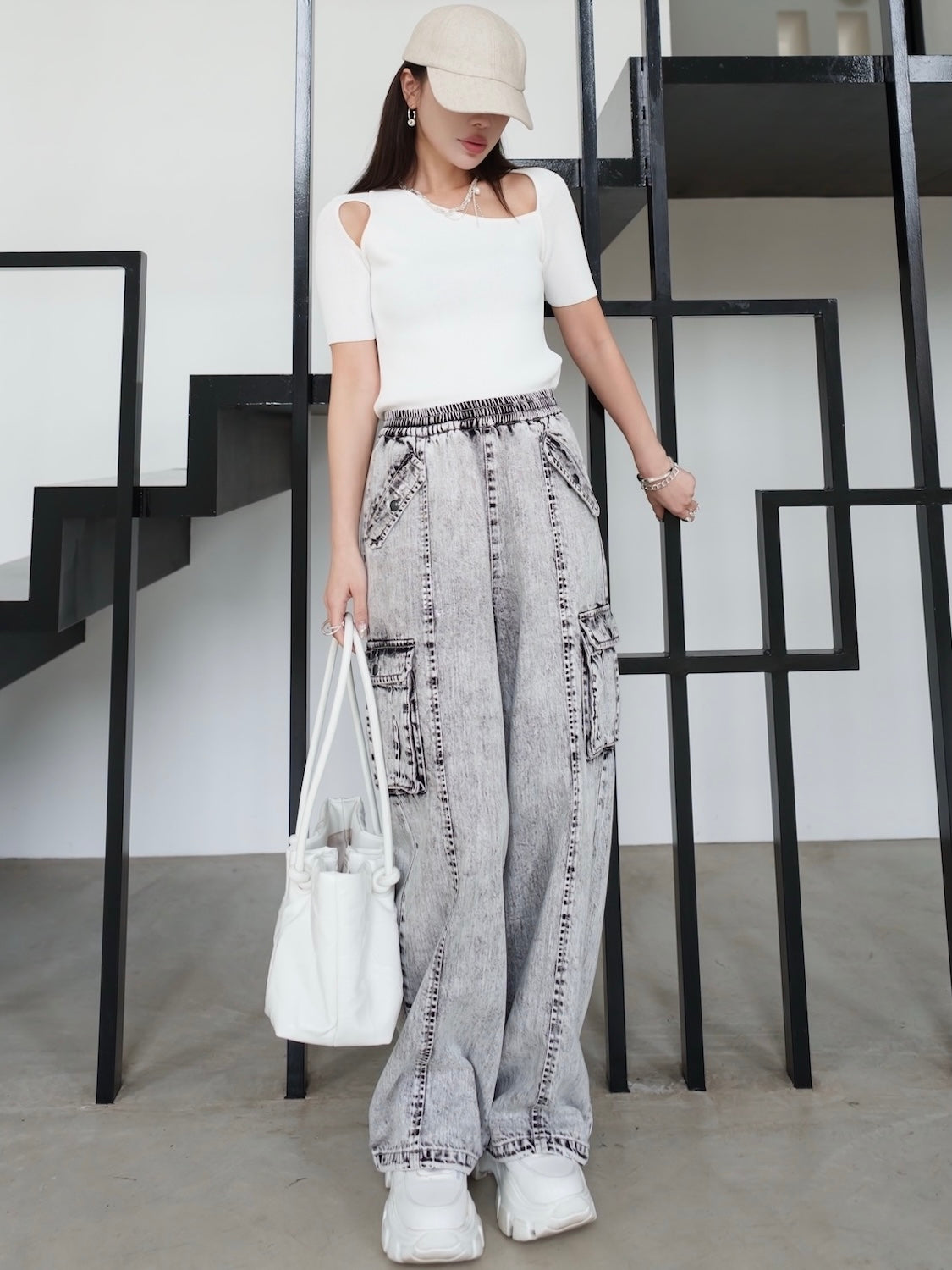 MODEL:159cm<br>COLOR:ホワイト