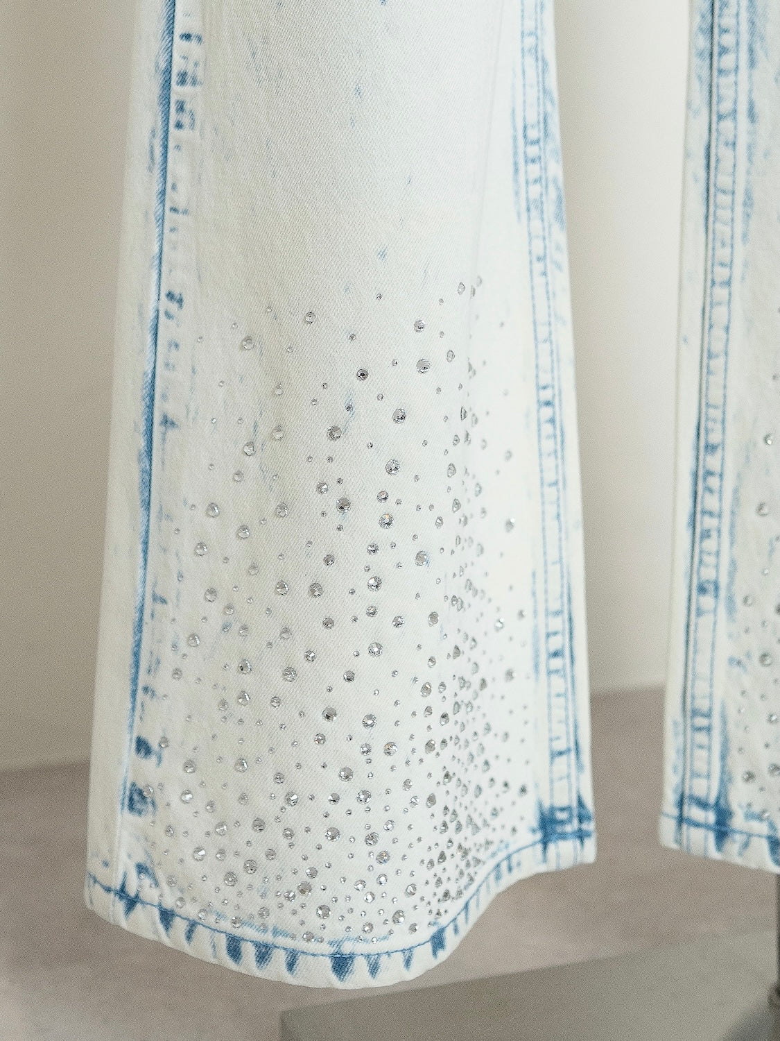 グラデストーン ストレート DENIM