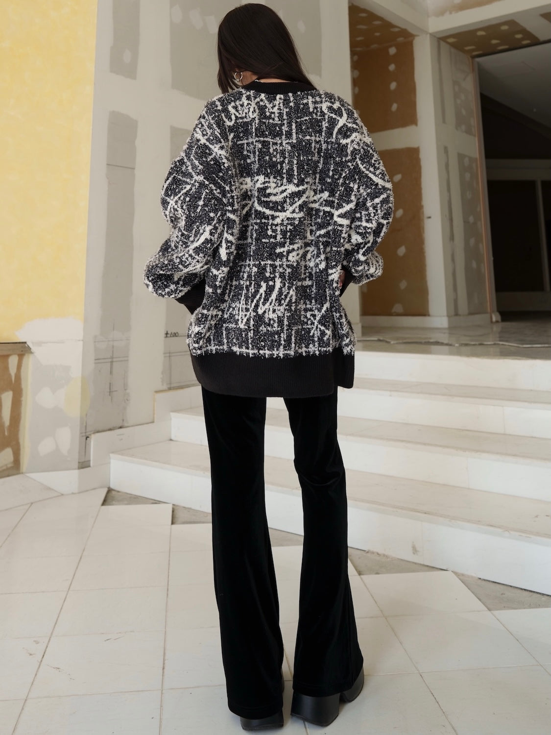 ツイードライク グラフィティ KNIT プルオーバー