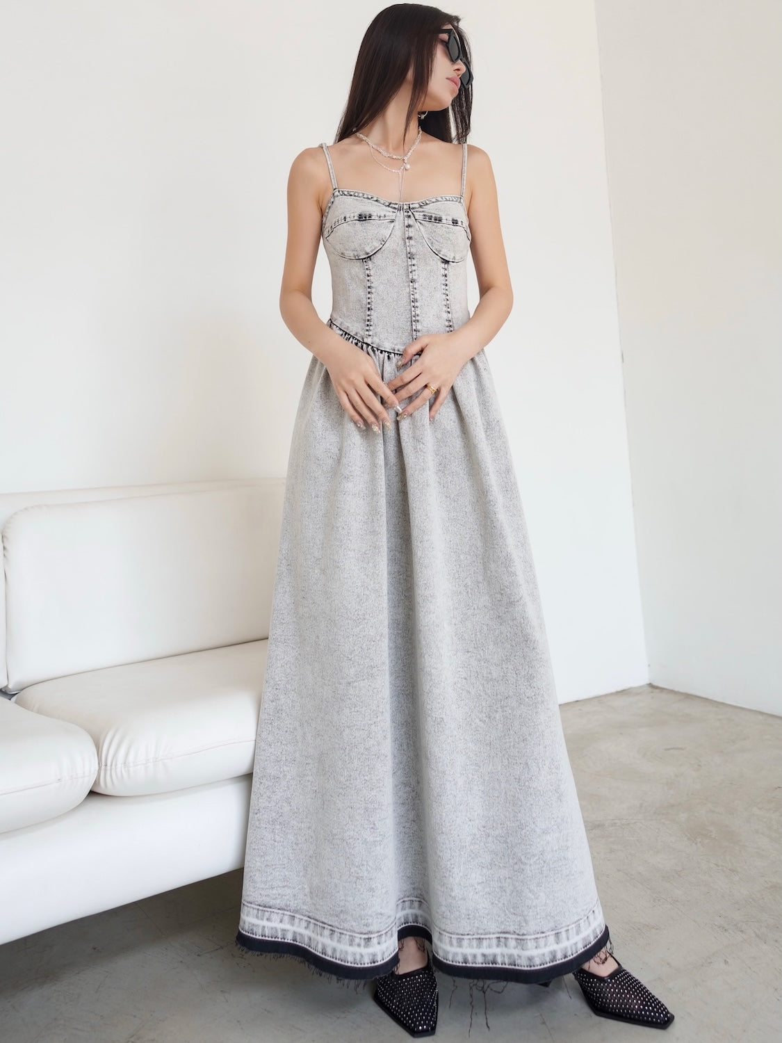 MODEL:159cm<br>COLOR:ライトグレー