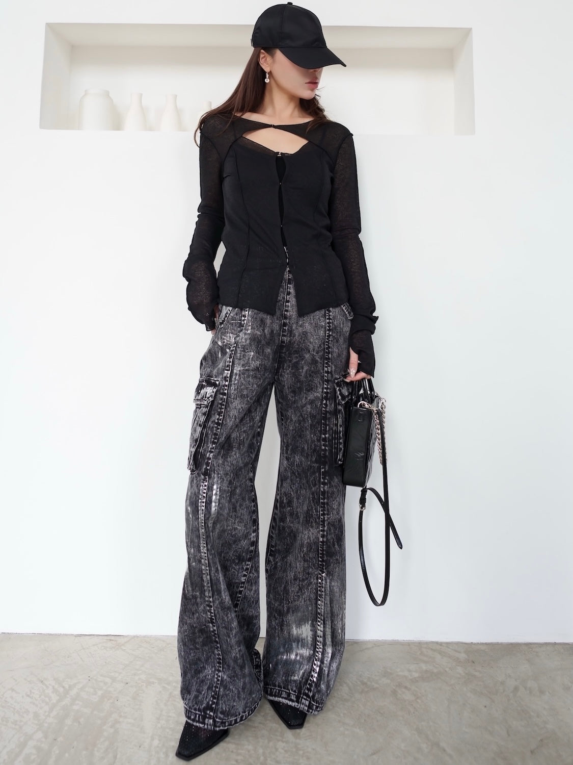 Ensemble-like cardigan and top