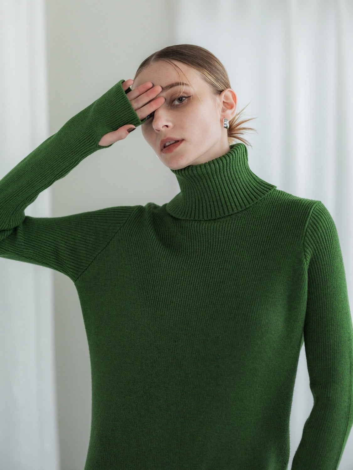 Turtle-neck ベーシック KNIT ワンピース