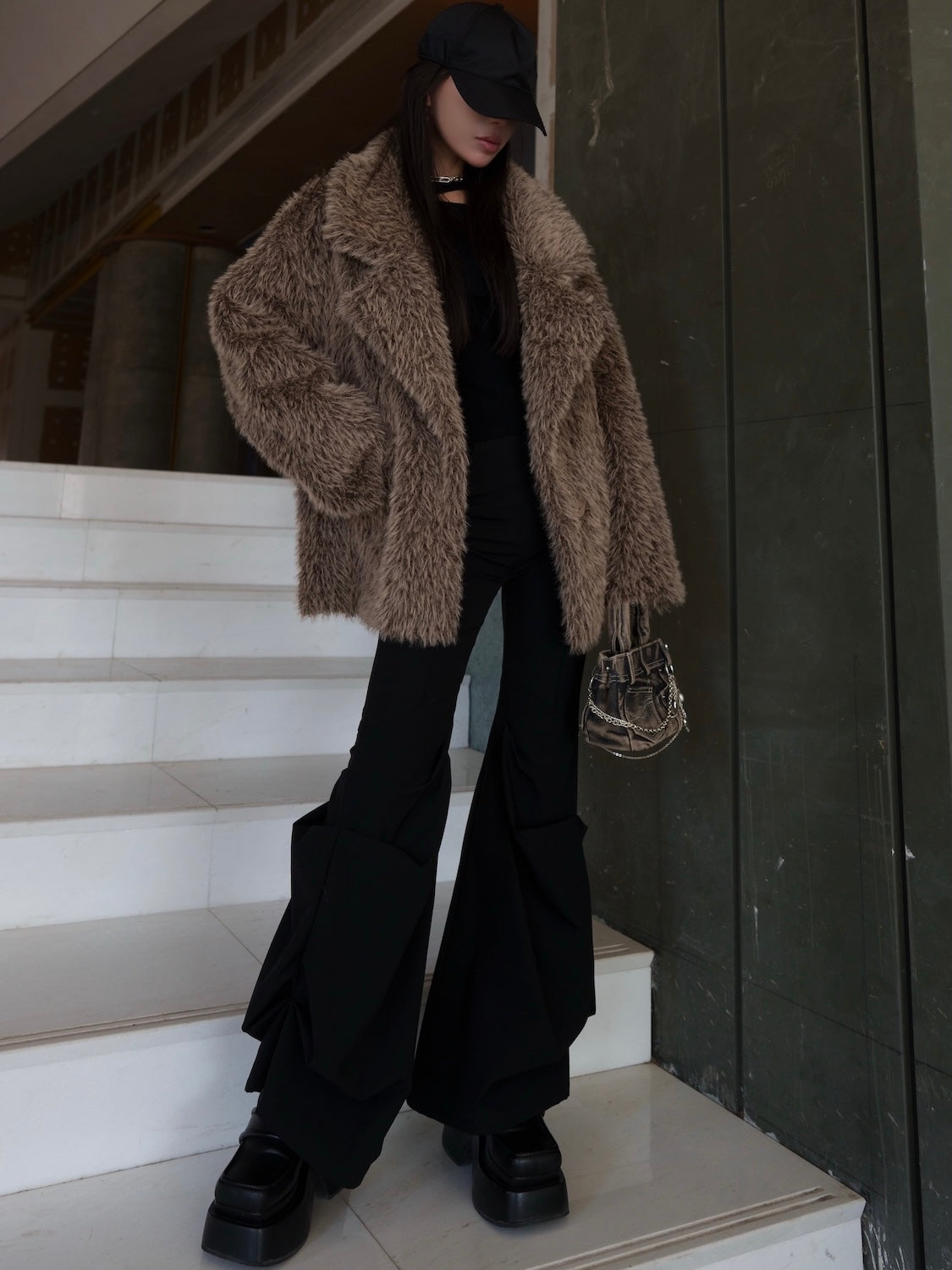 MODEL:159cm<br>COLOR:モカ