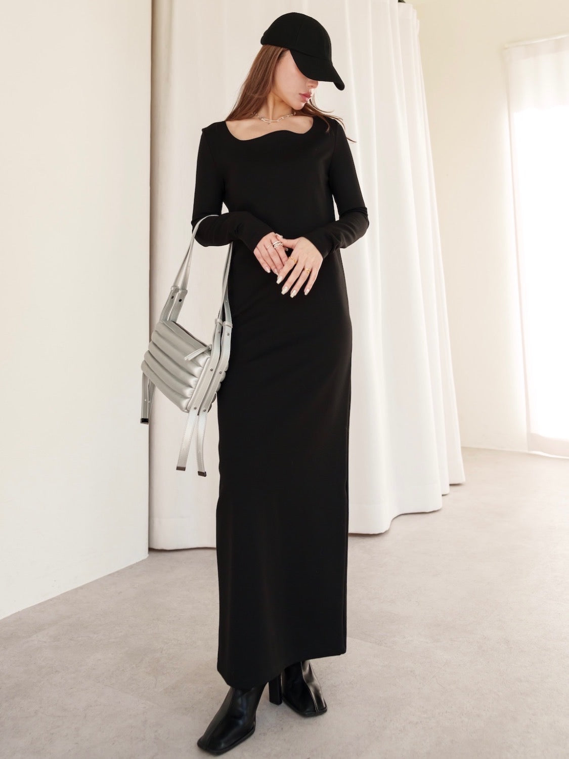 MODEL:159cm<br>COLOR:ブラック