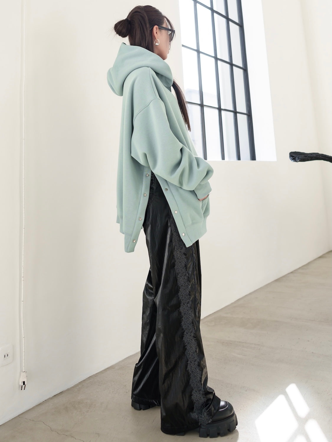 MODEL:159cm<br>COLOR:ブラック