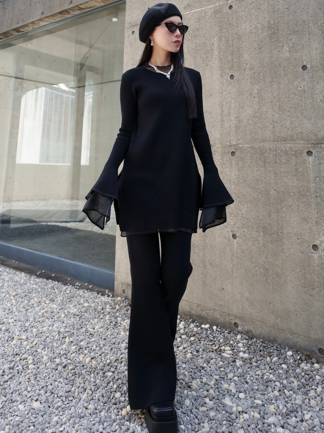 MODEL:159cm<br>COLOR:ブラック