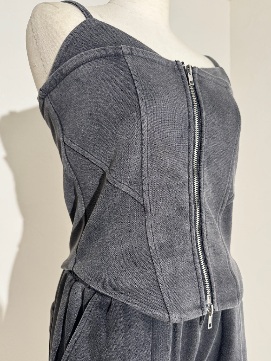 ピグメント Zip ビスチェ Set up