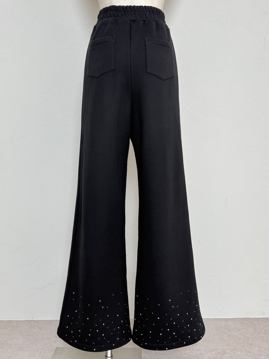 Stone Sweat Wide Pants