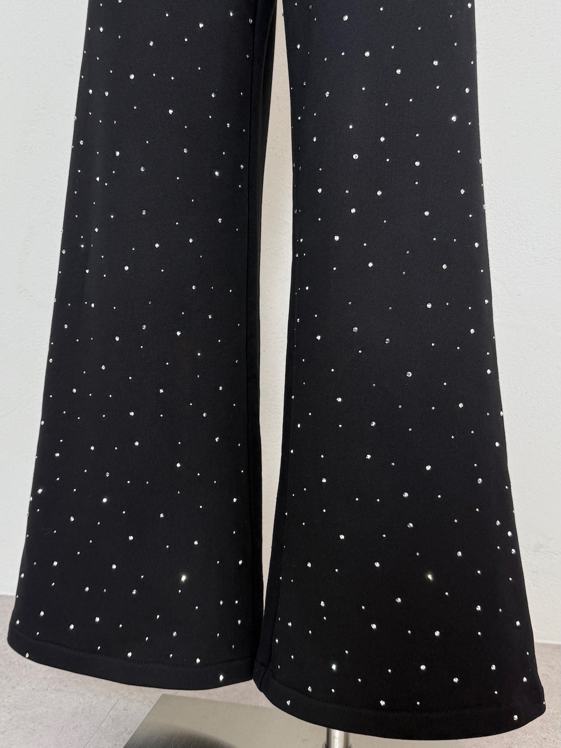 Stone Sweat Wide Pants