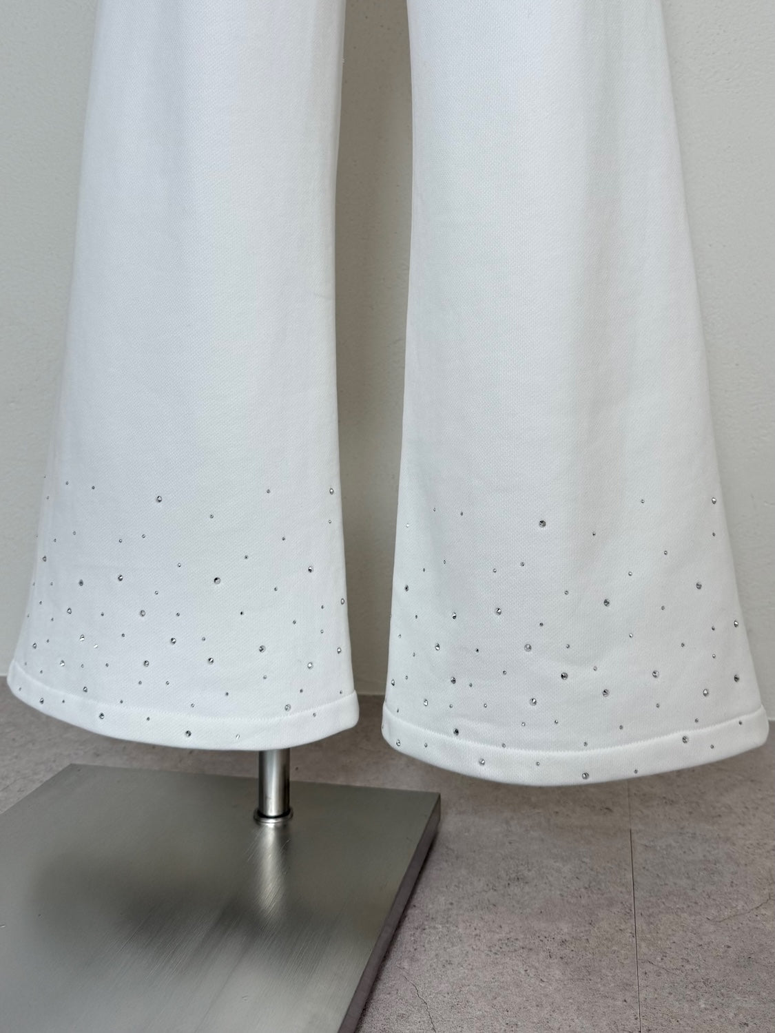 Stone Sweat Wide Pants