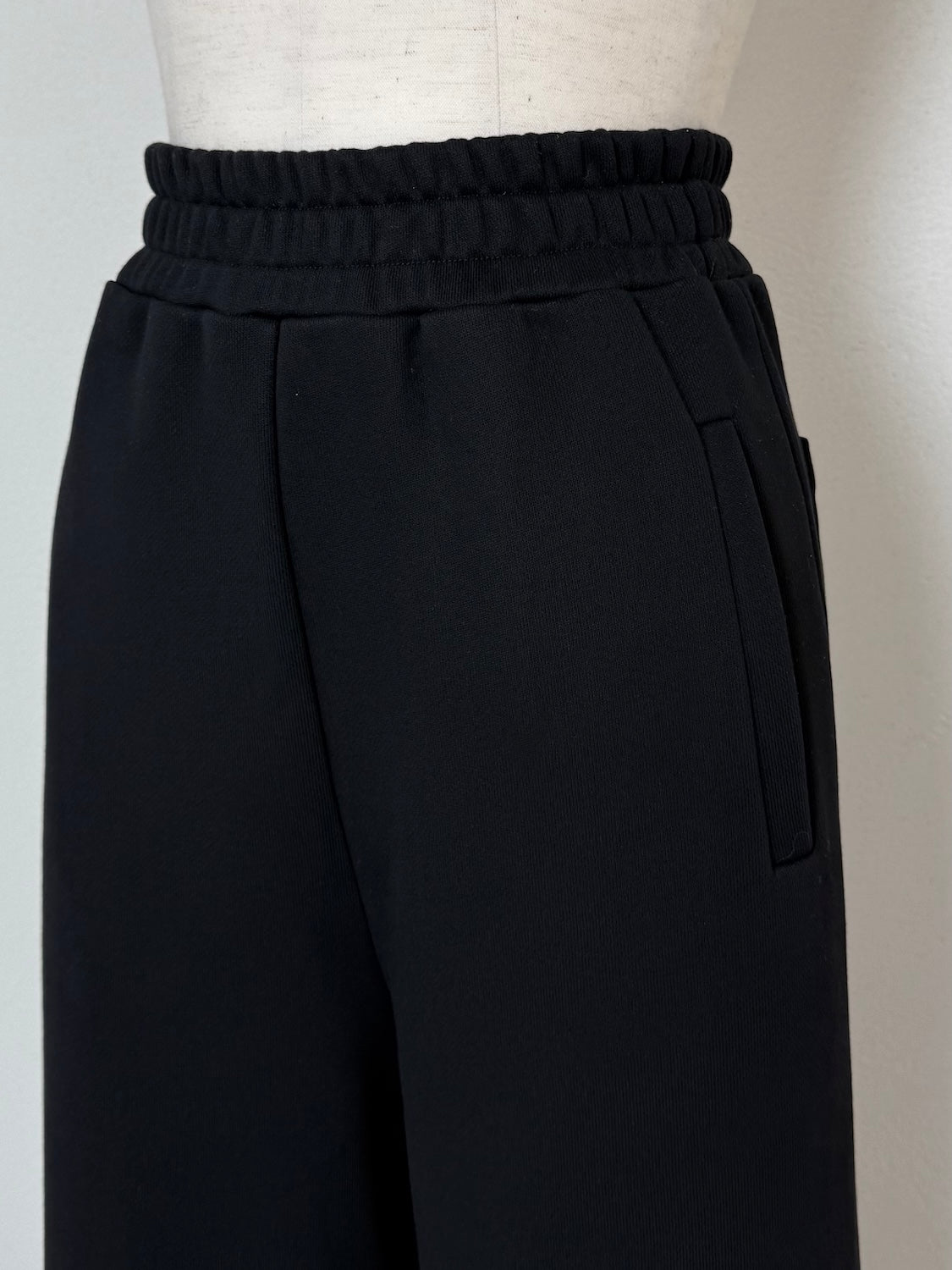 Cut-off Sweat Wide Pants