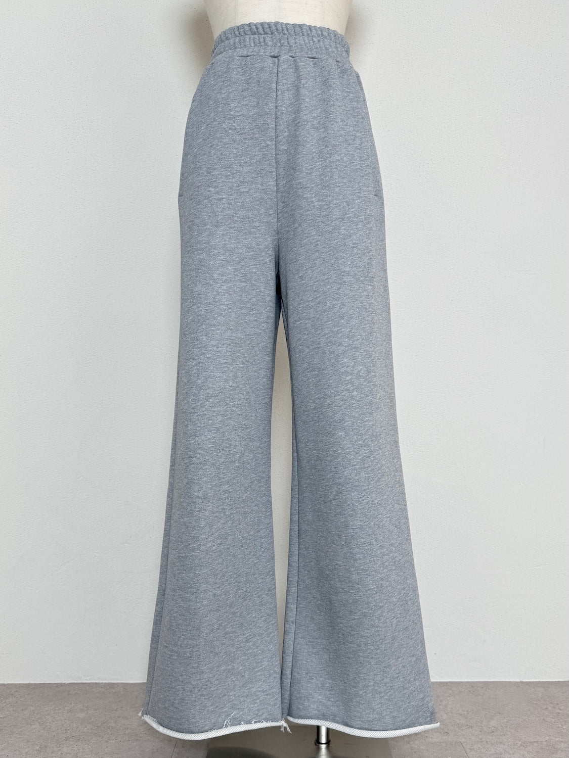 Cut-off Sweat Wide Pants