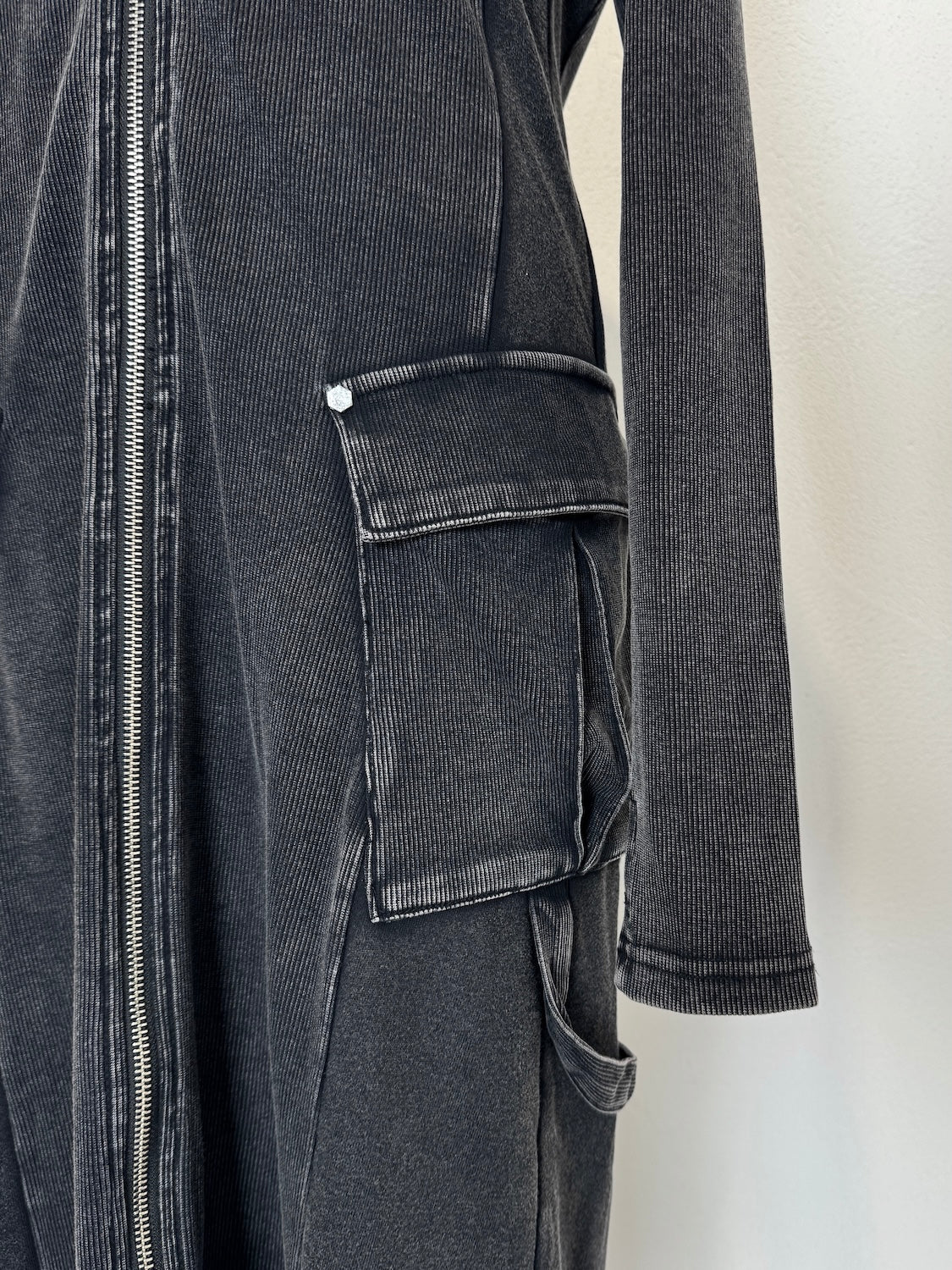 ピグメント Rib フーディー Zipワンピース