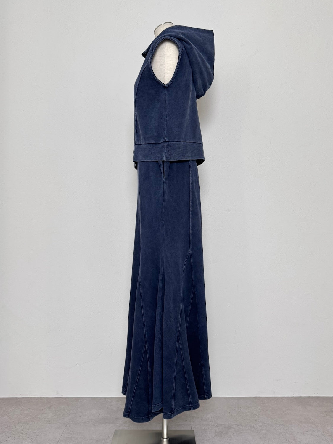 Pigment Sweat Mermaid Skirt Set-up