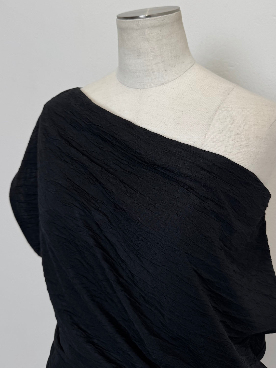 アシンメトリー リップル トップス