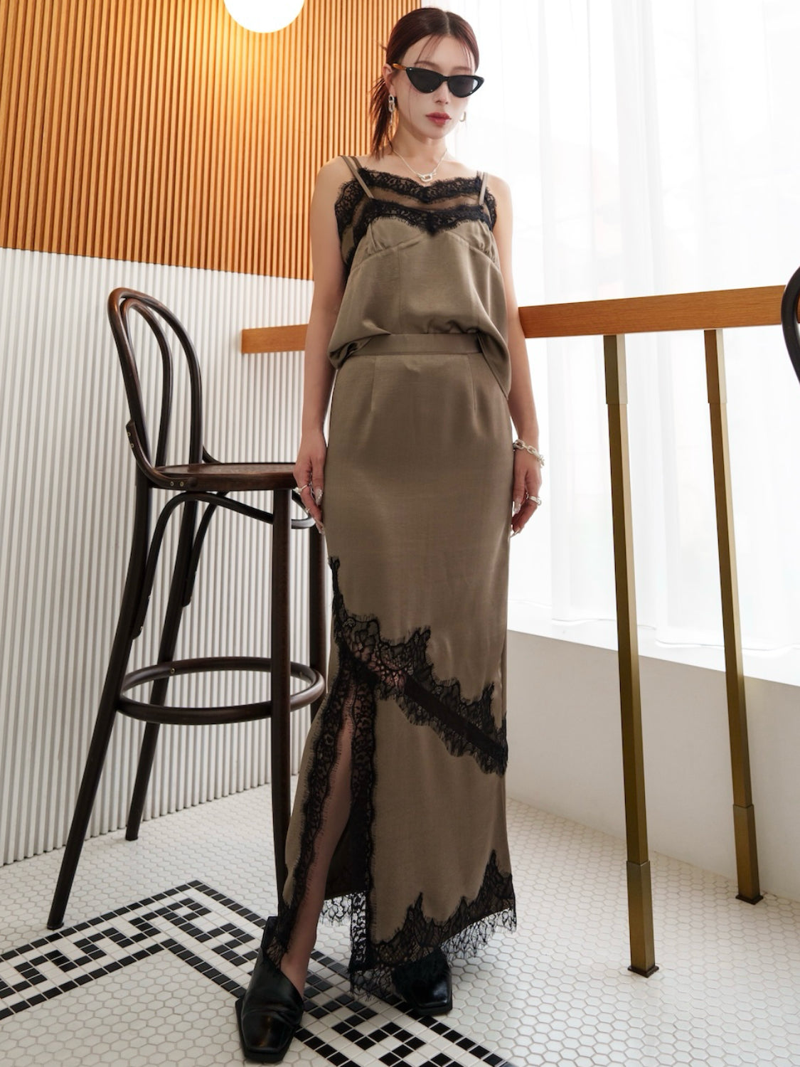 MODEL:159cm