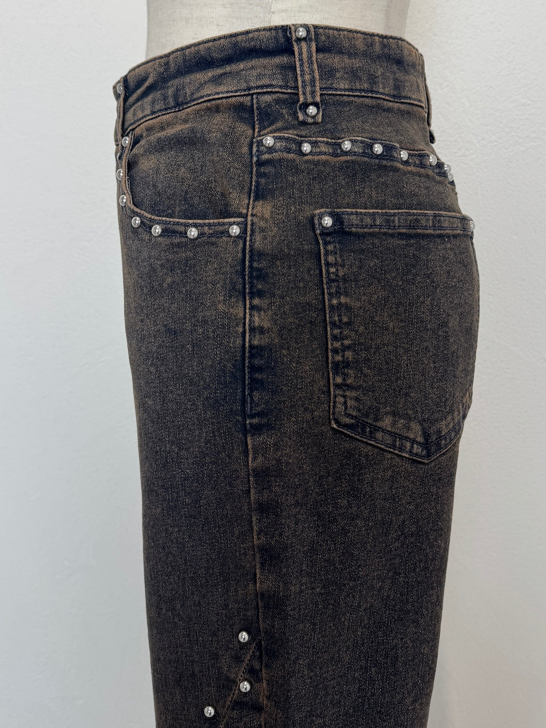 Multi スタッズ Stretch デニム